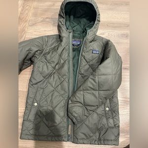 Patagonia boys coat size 12 (L) (I think nano puff)